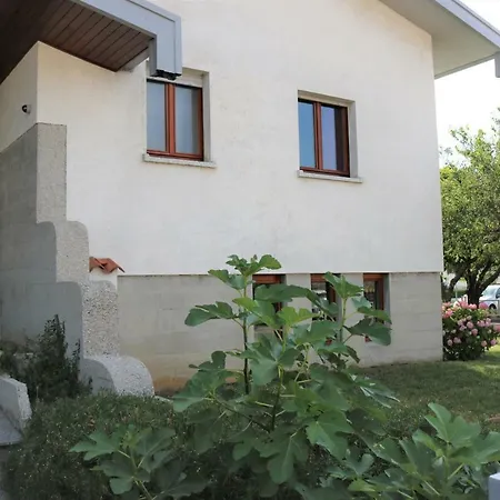 Holiday home Ginny